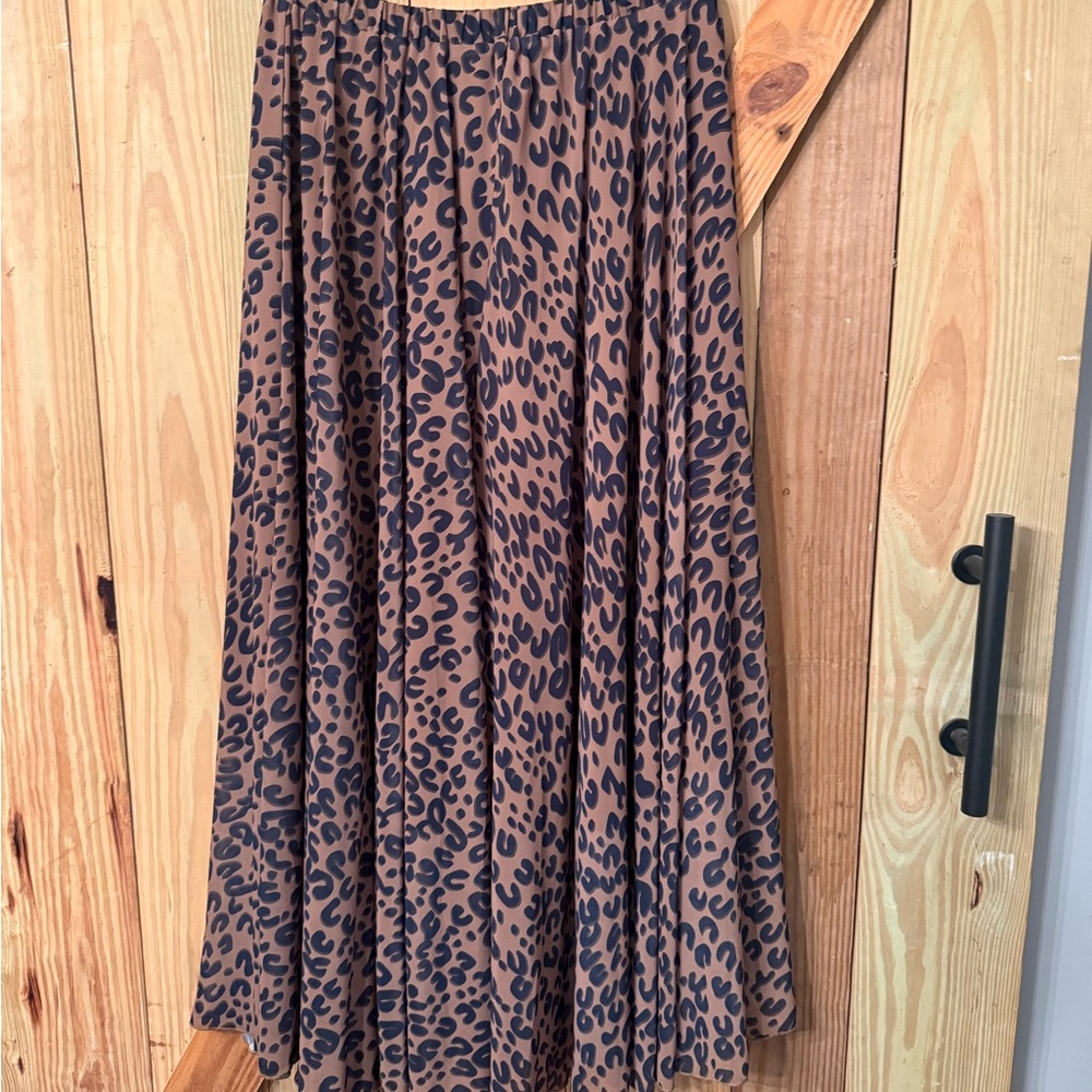 Chicwish Brown and Black Leopard Print Maxi Skirt SIZE XL XXL
